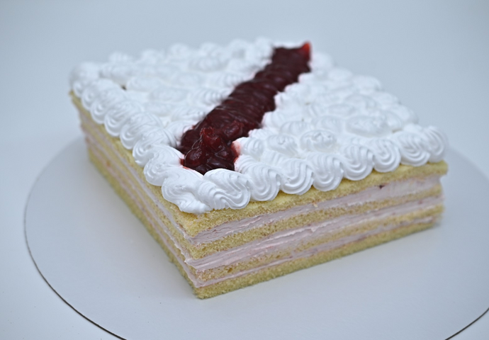 Торт «Клубничный десерт» | Оренбурский кондитер